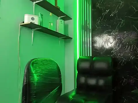 Snapshot of Chantal_sex22 chatting on November 30, 10:58 pm Chantal sex22 online show from November 30, 10:58 pm