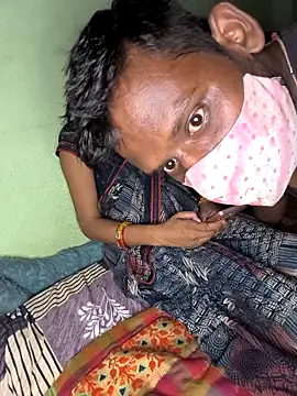 Laxmidevi000 online show from April 26, 4:48 pm