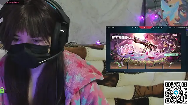 Ollie Baird online show from December 14, 5:13 am