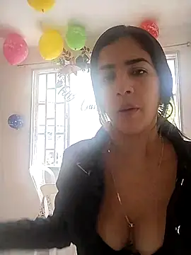 Monitaxhot online show from December 20, 6:26 pm