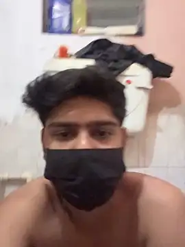 Snapshot of hardboydick2000 chatting on December 3, 2:37 pm hardboydick2000 online show from December 3, 2:37 pm