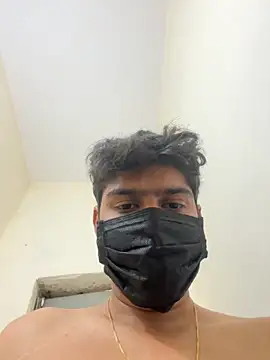 Snapshot of hardboydick2000 chatting on December 5, 7:43 pm hardboydick2000 online show from December 5, 7:43 pm