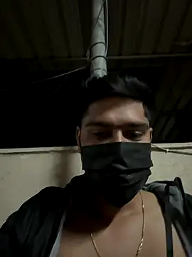 Snapshot of hardboydick2000 chatting on December 14, 8:02 pm hardboydick2000 online show from December 14, 8:02 pm