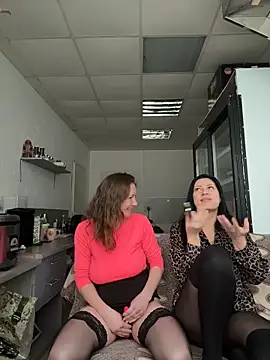 VaryaRose online show from December 14, 7:36 am