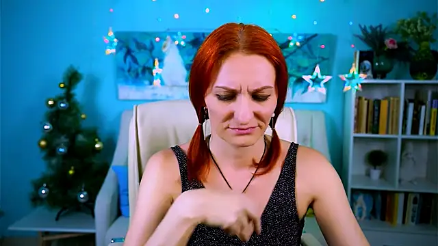 Snapshot of DianaTorrens chatting on December 16, 12:54 pm DianaTorrens online show from December 16, 12:54 pm