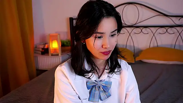 StaciaBratz online show from December 15, 7:07 pm