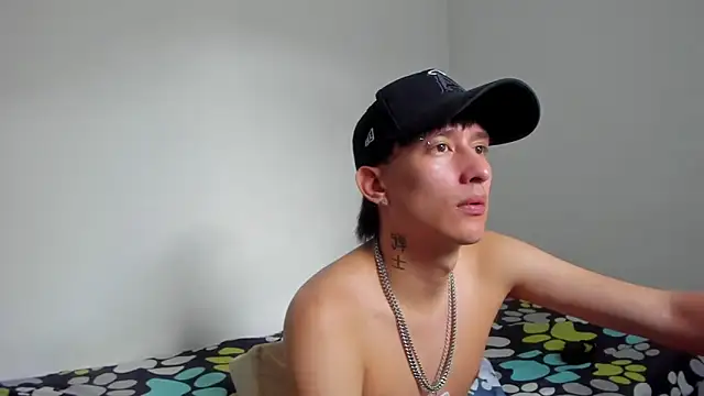 Snapshot of Darsel_night chatting on December 4, 8:06 pm Darsel night online show from December 4, 8:06 pm