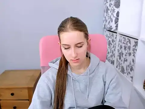 Snapshot of VanessaAmore chatting on February 28, 9:54 am VanessaAmore online show from February 28, 9:54 am