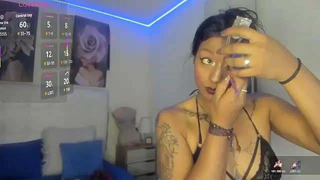 Snapshot of SamathaMay chatting on May 22, 1:39 pm SamathaMay online show from May 22, 1:39 pm