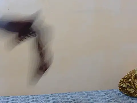 Honey Baby1 online show from December 17, 7:14 am