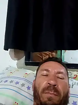 RobertoLuiz84 online show from March 2, 6:48 pm