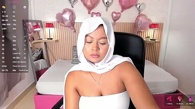 Snapshot of jasmyne_anbar chatting on February 26, 2:43 am jasmyne anbar online show from February 26, 2:43 am