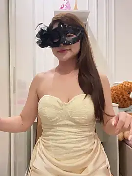 Queen-of-Love online show from May 2, 3:28 pm