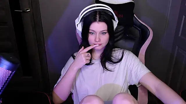 Moon raven online show from January 16, 9:08 pm