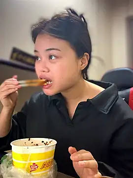 Toffee-00 online show from January 18, 9:13 am