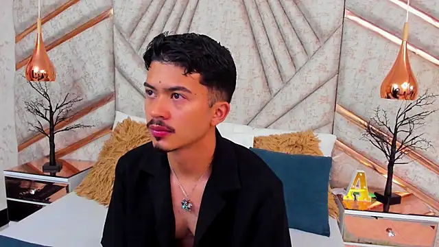 Snapshot of NicolaiKarav chatting on November 28, 11:02 am NicolaiKarav online show from November 28, 11:02 am