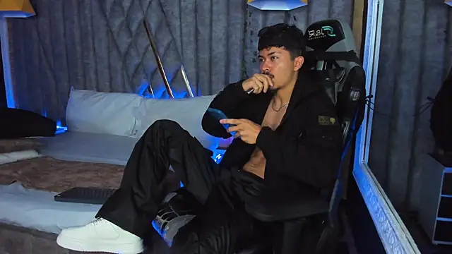 NicolaiKarav online show from February 20, 12:05 pm