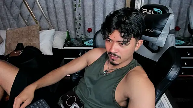 NicolaiKarav online show from July 12, 12:56 am