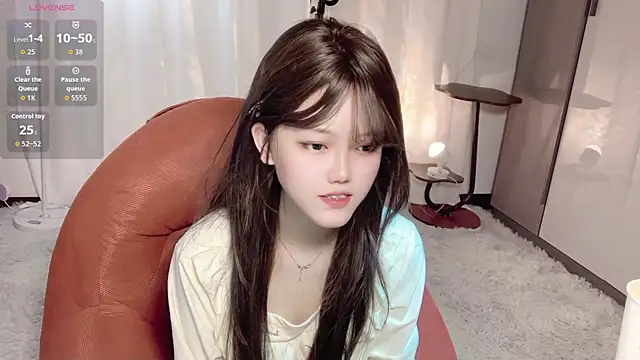 Snapshot of potato-188 chatting on December 1, 1:27 pm potato-188 online show from December 1, 1:27 pm