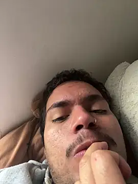 Henry villa23 online show from March 9, 8:35 pm