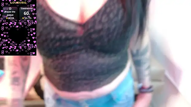 Roxanne vale online show from May 4, 8:16 pm