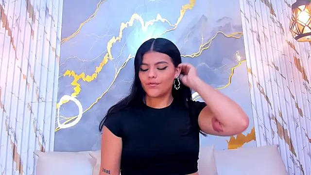 Snapshot of NIKIBUNNY chatting on November 29, 1:14 pm NIKIBUNNY online show from November 29, 1:14 pm