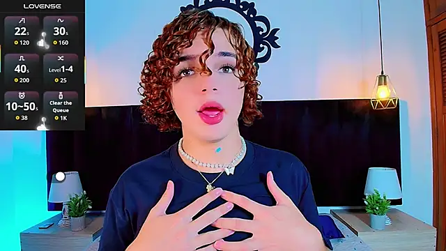 Snapshot of Skyee_angel chatting on May 12, 7:33 pm Skyee angel online show from May 12, 7:33 pm