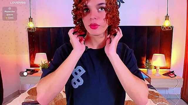 Snapshot of Skyee_angel chatting on June 29, 7:47 pm Skyee angel online show from June 29, 7:47 pm