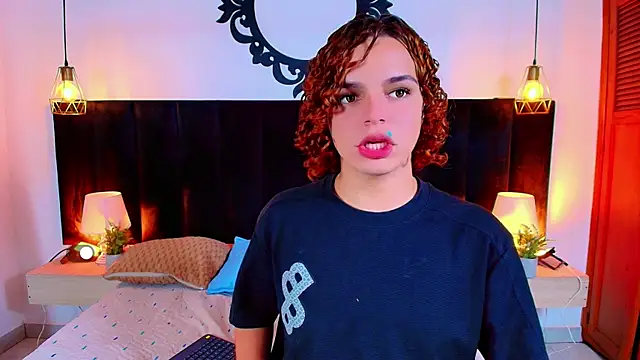 Snapshot of Skyee_angel chatting on July 14, 7:30 pm Skyee angel online show from July 14, 7:30 pm