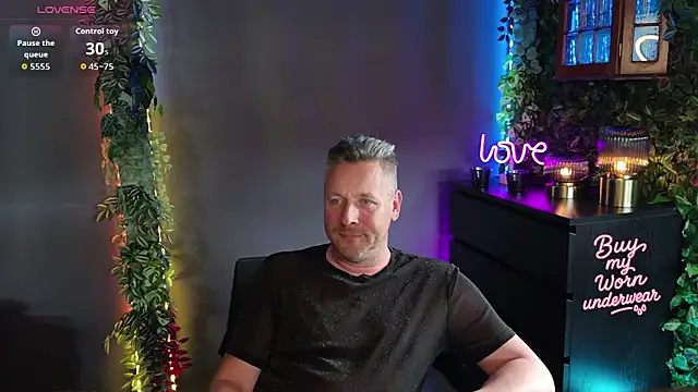 Hunter Fl online show from April 9, 3:50 pm