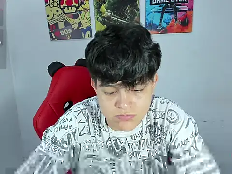 Snapshot of _ian_sweet chatting on November 26, 7:37 pm ian sweet online show from November 26, 7:37 pm