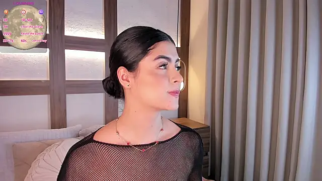 Snapshot of SarhaVega chatting on December 14, 1:49 pm SarhaVega online show from December 14, 1:49 pm