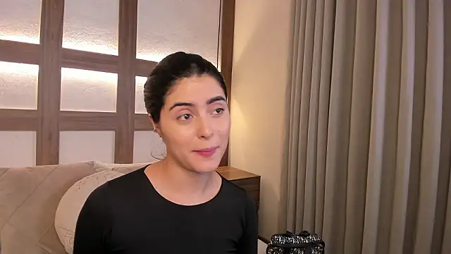 SarhaVega online show from February 15, 12:25 pm