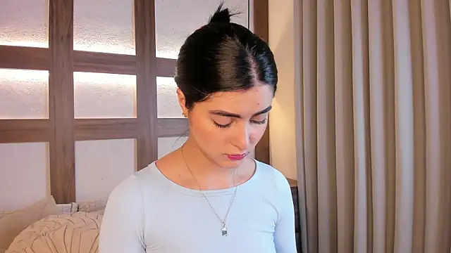 Snapshot of SarhaVega chatting on May 11, 1:50 pm SarhaVega online show from May 11, 1:50 pm