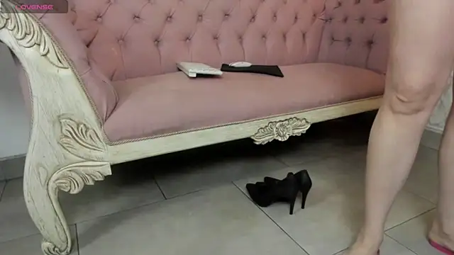 Mysterius Woman online show from July 9, 11:14 am