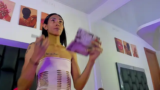 Snapshot of ValeryTs1 chatting on December 4, 5:32 pm ValeryTs1 online show from December 4, 5:32 pm