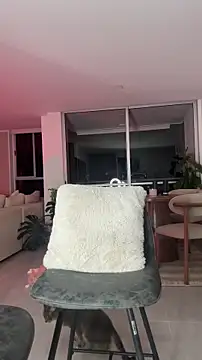 Valenthino Salvatore online show from January 18, 2:37 am