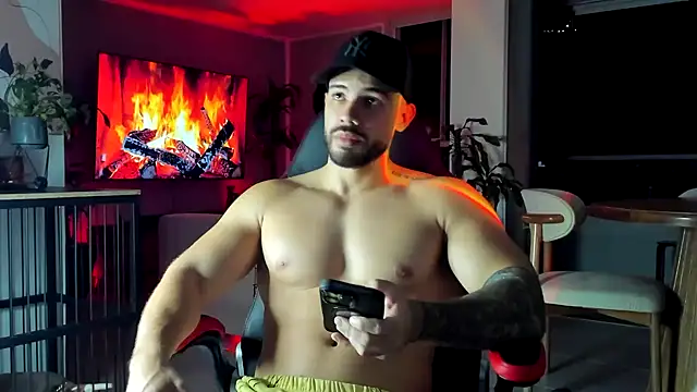 Snapshot of Valenthino_Salvatore chatting on May 30, 1:14 am Valenthino Salvatore online show from May 30, 1:14 am