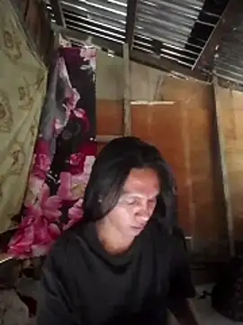 Snapshot of lovelycarla32 chatting on December 3, 2:30 am lovelycarla32 online show from December 3, 2:30 am