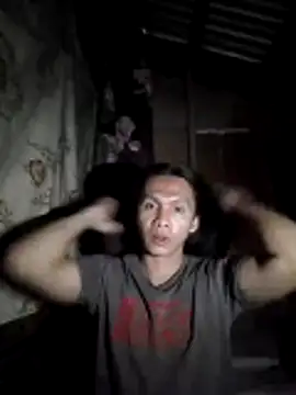 Snapshot of lovelycarla32 chatting on December 5, 2:47 pm lovelycarla32 online show from December 5, 2:47 pm