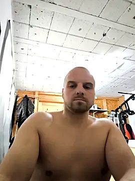 Snapshot of Phoenix2310 chatting on December 15, 10:19 am Phoenix2310 online show from December 15, 10:19 am