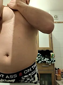 Snapshot of Phoenix2310 chatting on January 10, 2:52 pm Phoenix2310 online show from January 10, 2:52 pm