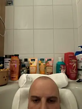 Snapshot of Phoenix2310 chatting on January 14, 3:28 pm Phoenix2310 online show from January 14, 3:28 pm