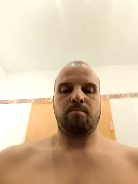 Snapshot of Phoenix2310 chatting on February 7, 2:21 pm Phoenix2310 online show from February 7, 2:21 pm