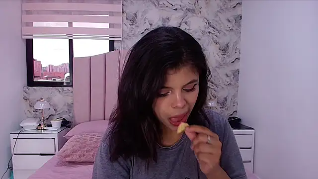 katsumi yan online show from January 8, 7:27 pm