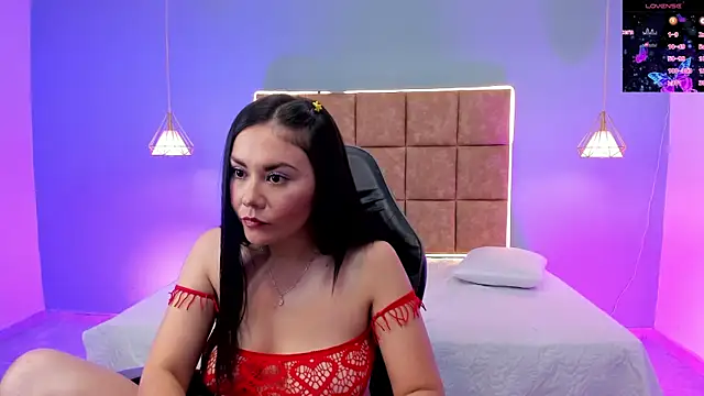 Snapshot of Natalia_Saenz_ chatting on May 9, 12:10 pm Natalia Saenz online show from May 9, 12:10 pm