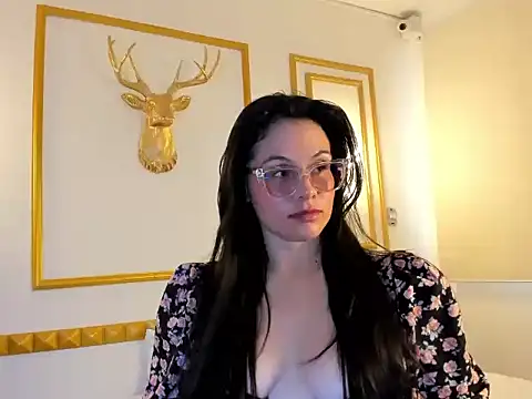 Snapshot of samantha_loughty chatting on December 13, 7:53 pm samantha loughty online show from December 13, 7:53 pm