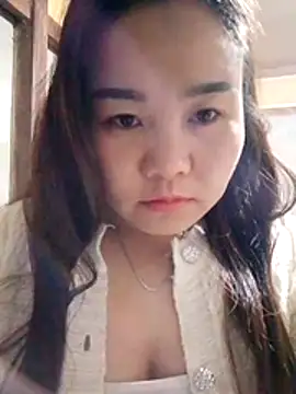 Snapshot of One-two22 chatting on November 25, 10:21 pm One-two22 online show from November 25, 10:21 pm