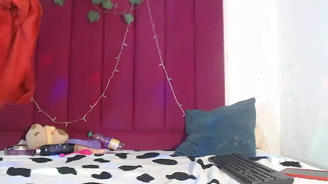 Tinyy Star online show from January 17, 10:24 pm