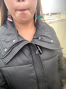 Snapshot of Xiaomili8 chatting on December 16, 5:34 am Xiaomili8 online show from December 16, 5:34 am